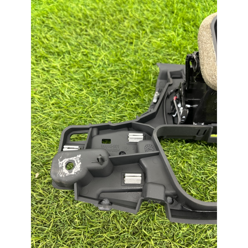 Дефлектор повітроводу (салон) Audi A5 F5 2019 2.0 TFSI 8W1820901B6PS