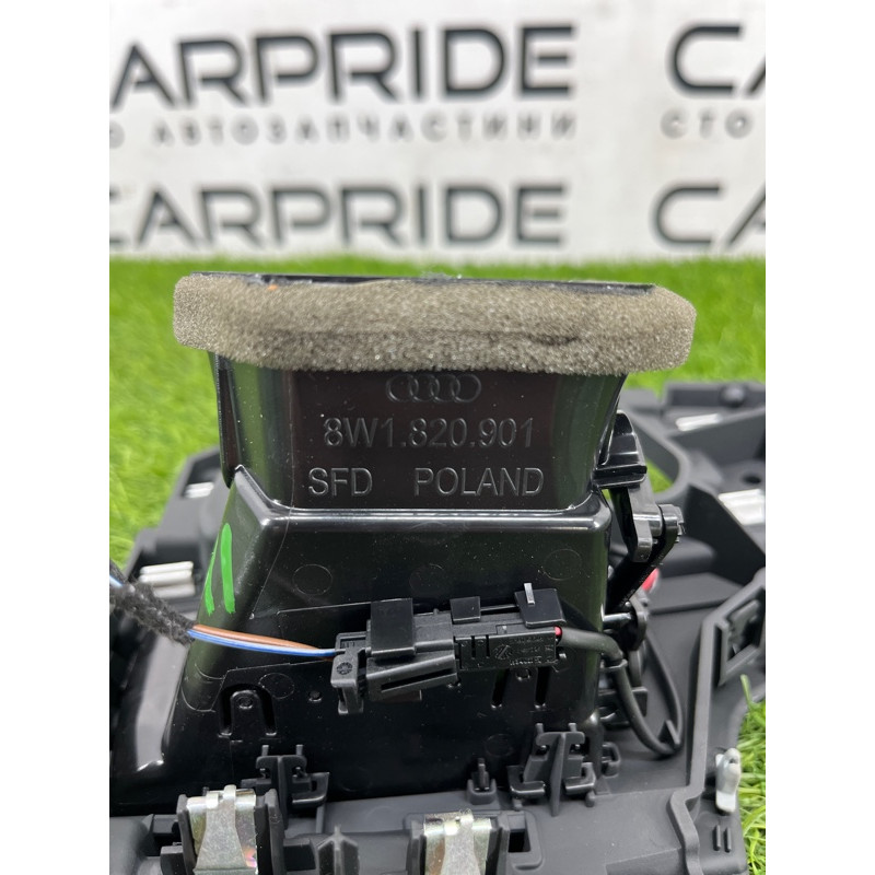 Дефлектор повітроводу (салон) Audi A5 F5 2019 2.0 TFSI 8W1820901B6PS