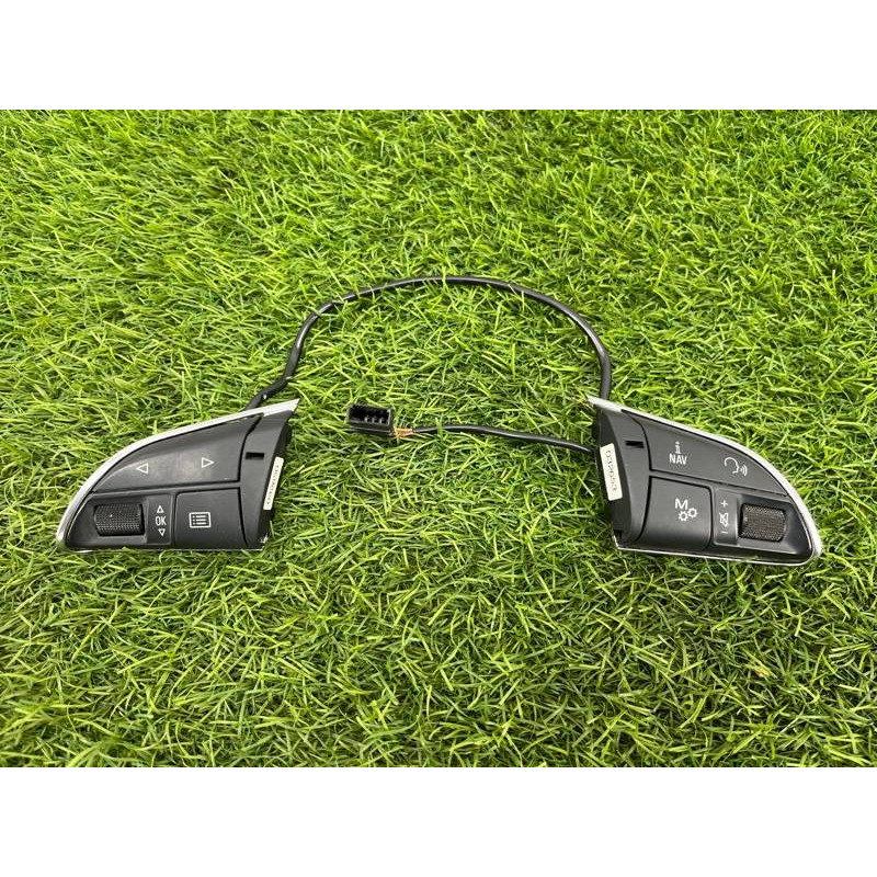 Кнопки руля (электрика / кнопки) AUDI A8 D4 2011 4,2 4H0951523BXHA