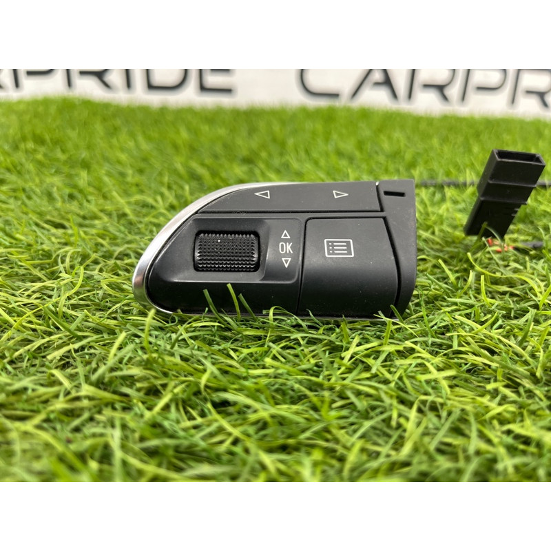 Кнопки руля (электрика / кнопки) AUDI A8 D4 2011 4,2 4H0951523BXHA