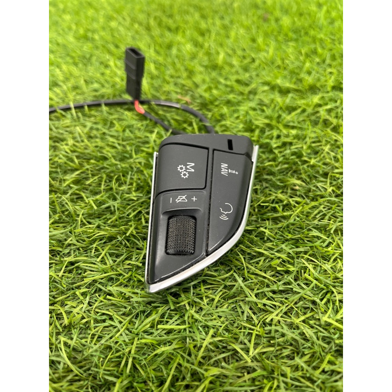 Кнопки руля (электрика / кнопки) AUDI A8 D4 2011 4,2 4H0951523BXHA