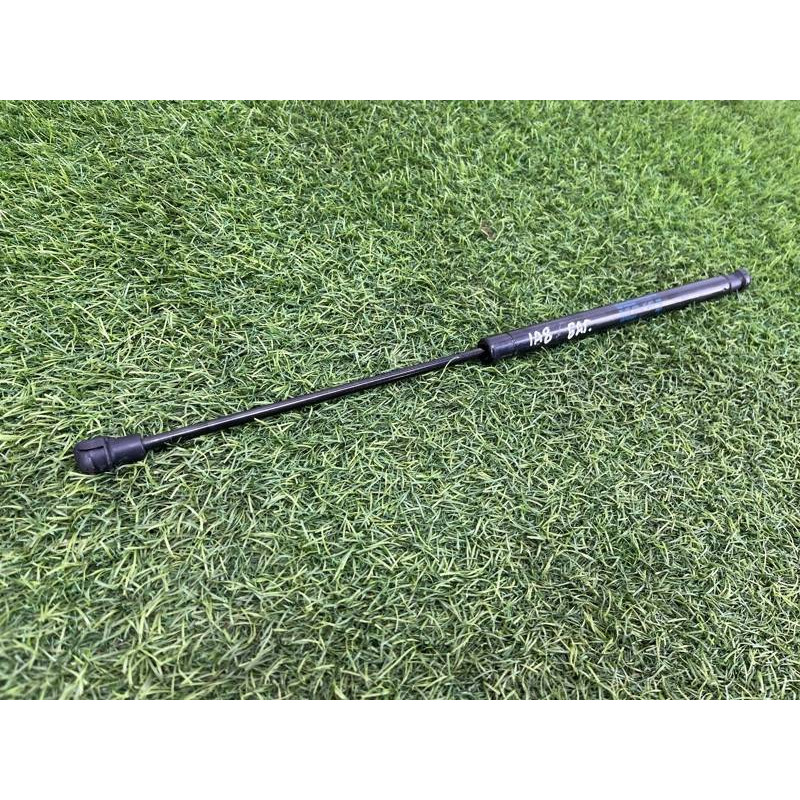 Амортизатор багажника (кузов і елементи) AUDI A8 D4 2011 4,2 4H0827551B