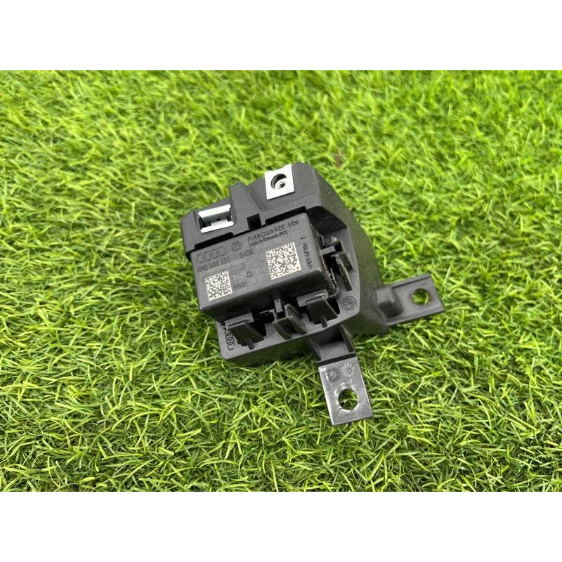 Реле (электрика) AUDI A8 D4 2011 4,2 4h0909131