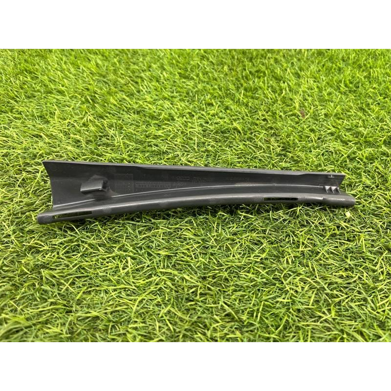 Обшивка Стойки (салон) AUDI A4 B9 2017 2.0L 8W0868204DS2