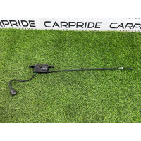 Замок капота