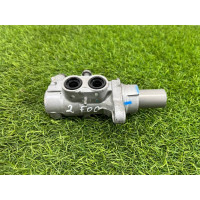 Главный тормозной цилиндр