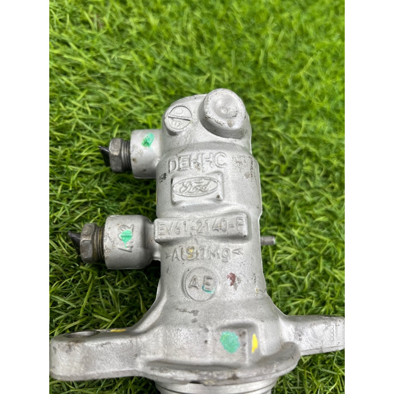 Главный тормозной цилиндр (тормозная система) FORD Focus MK3 2014 2.0 EV6Z2140A