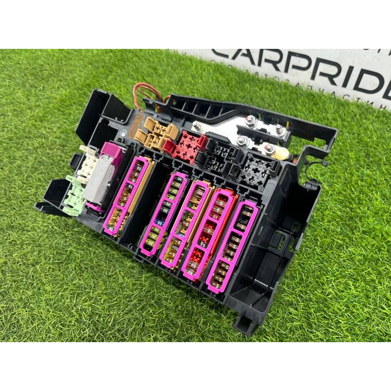 Блок предохранителей (электрика) AUDI A8 D4 2011 4,2 4H0907101B