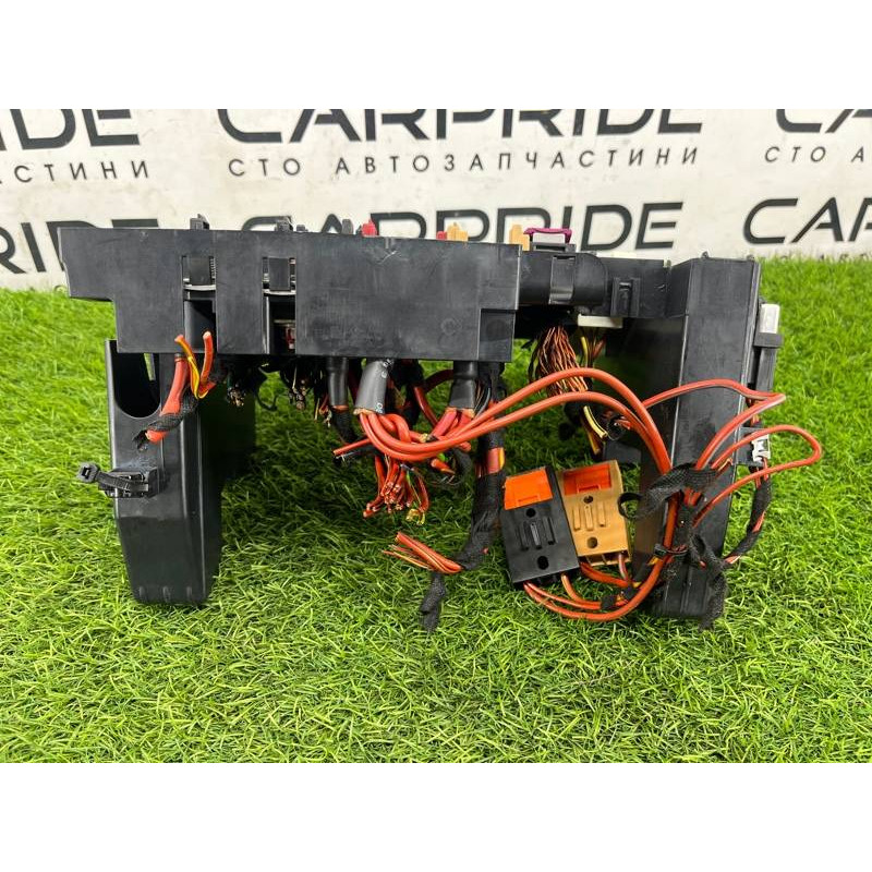 Блок предохранителей (электрика) AUDI A8 D4 2011 4,2 4H0907101B