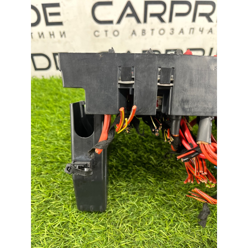 Блок предохранителей (электрика) AUDI A8 D4 2011 4,2 4H0907101B