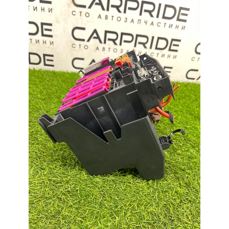 Блок предохранителей (электрика) AUDI A8 D4 2011 4,2 4H0907101B