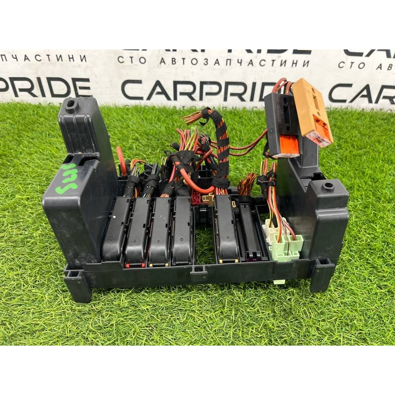 Блок предохранителей (электрика) AUDI A8 D4 2011 4,2 4H0907101B