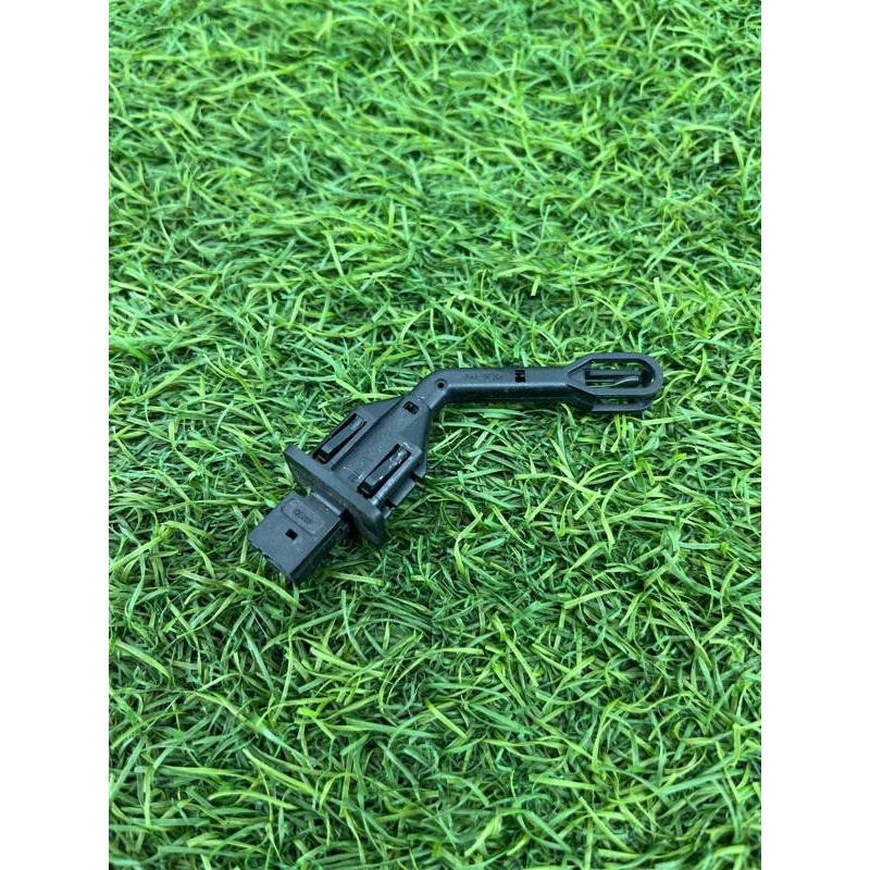 Датчик температуры отопителя (электрика / датчики) Audi Q5 8R 2012 3.2 CALB 8K0820539