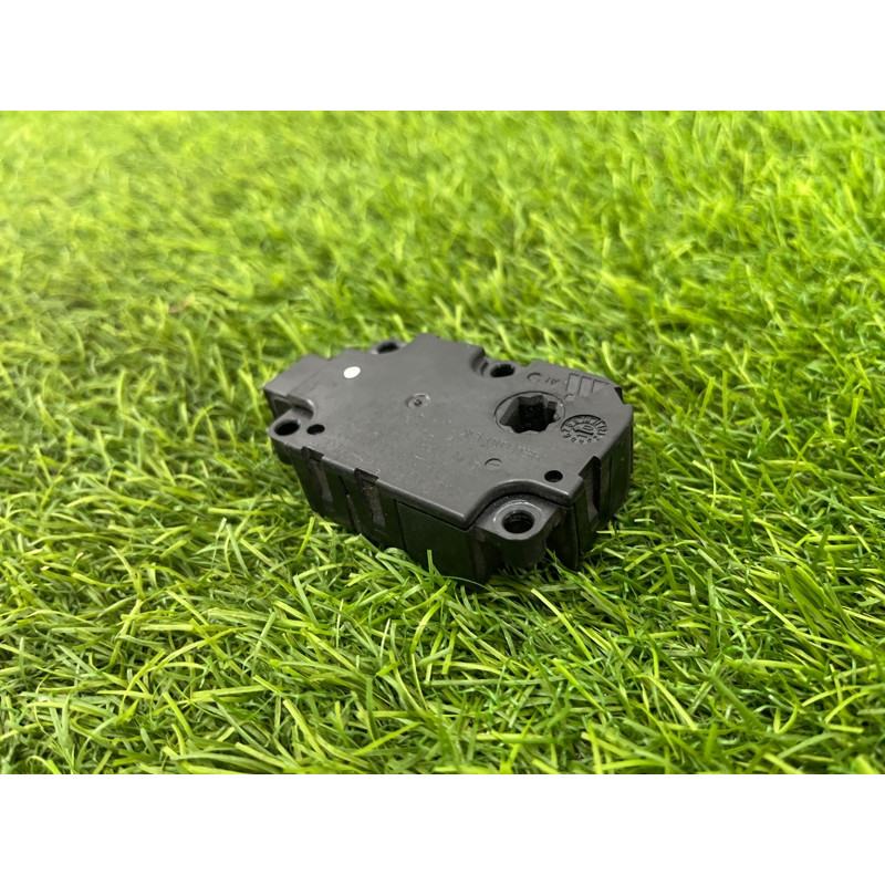 Привод заслонки отопителя (отопление и кондиционирование) AUDI A8 D4 2011 4,2 4H0820511E