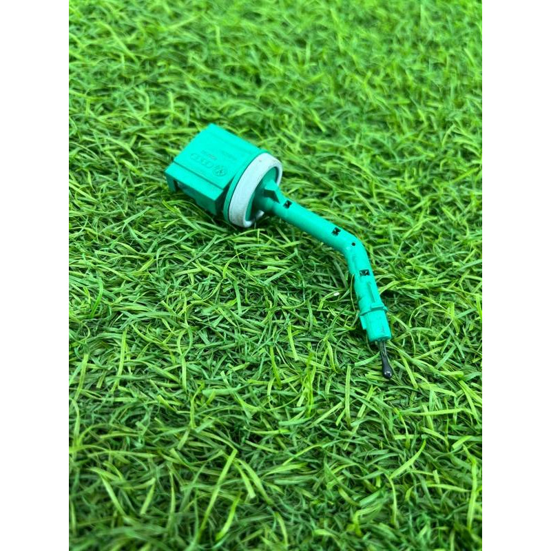 Датчик температуры отопителя (электрика / датчики) AUDI A8 D4 2011 4,2 4H0907543