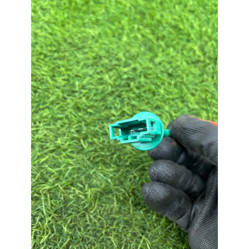 Датчик температуры отопителя (электрика / датчики) AUDI A8 D4 2011 4,2 4H0907543