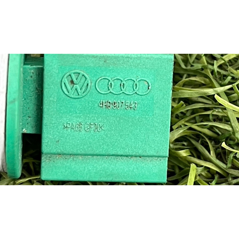 Датчик температуры отопителя (электрика / датчики) AUDI A8 D4 2011 4,2 4H0907543