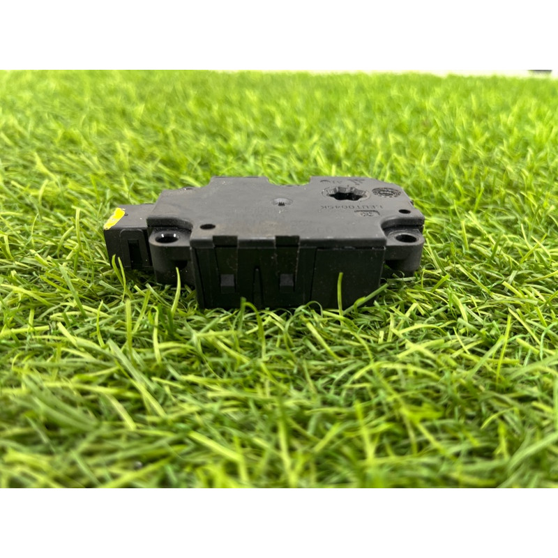 Привод заслонки отопителя (отопление и кондиционирование) Audi A5 F5 2019 2.0 TFSI 4M0820511