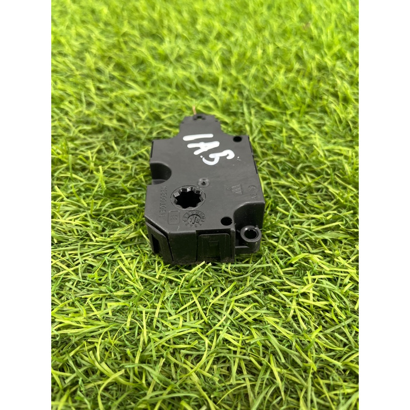 Привод заслонки отопителя (отопление и кондиционирование) Audi A5 F5 2019 2.0 TFSI 4M0820511