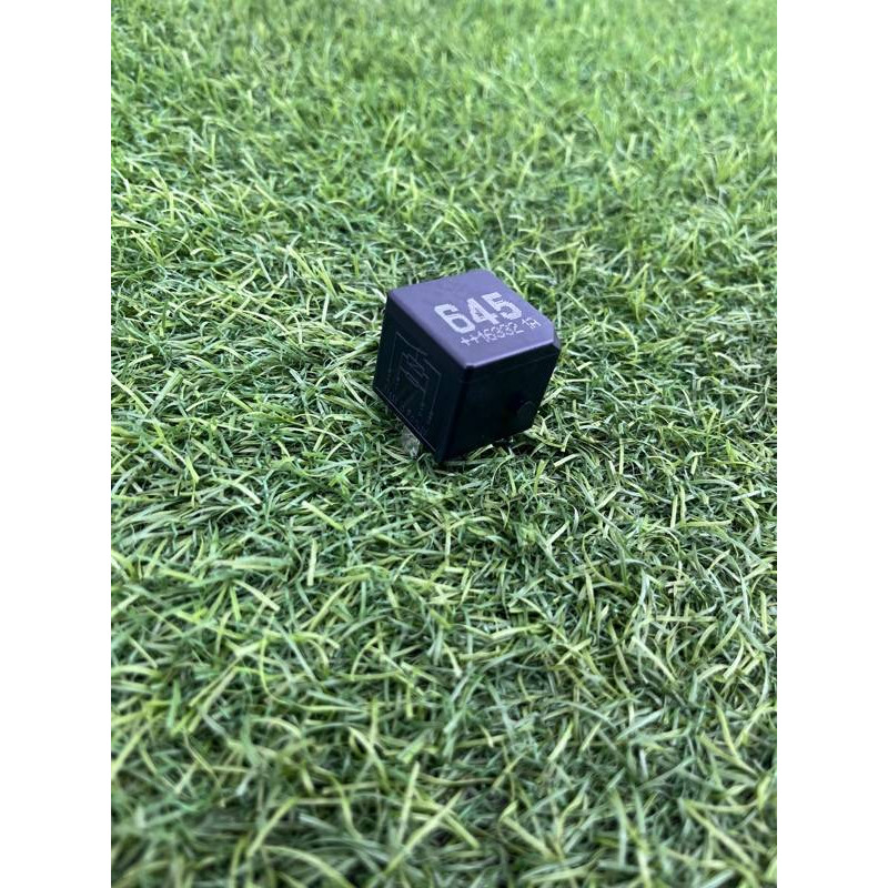 Реле (электрика) AUDI A4 B9 2017 2.0L 4H0951253A