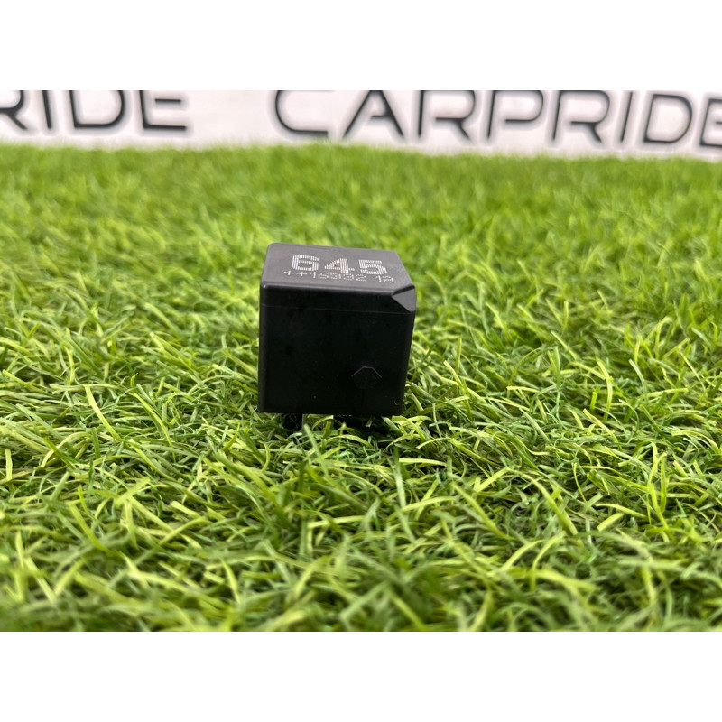 Реле (электрика) AUDI A4 B9 2017 2.0L 4H0951253A