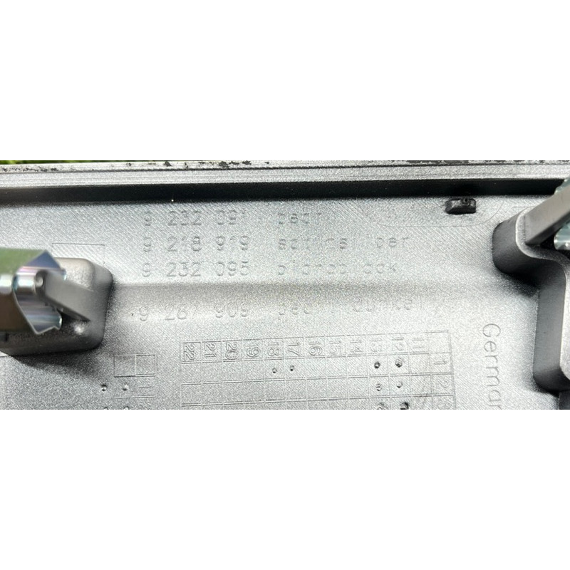 Накладка центральной консоли (салон) BMW 3-series F30 2013 N26B20 51169218919