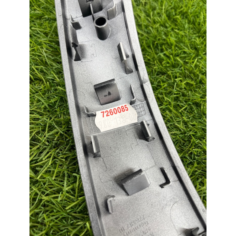 Декоративная накладка карты двери (салон) BMW 3-series F30 2013 N26B20 51417260085