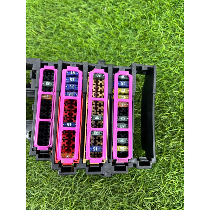 Блок предохранителей (электрика) Audi Q5 8R 2012 3.2 CALB 8K0971845A