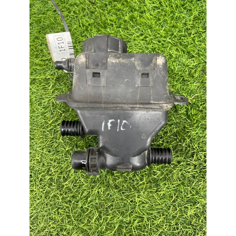 Бачок расширительный (система охлаждения) BMW 5-series F10 2013 N63B44 17137632212