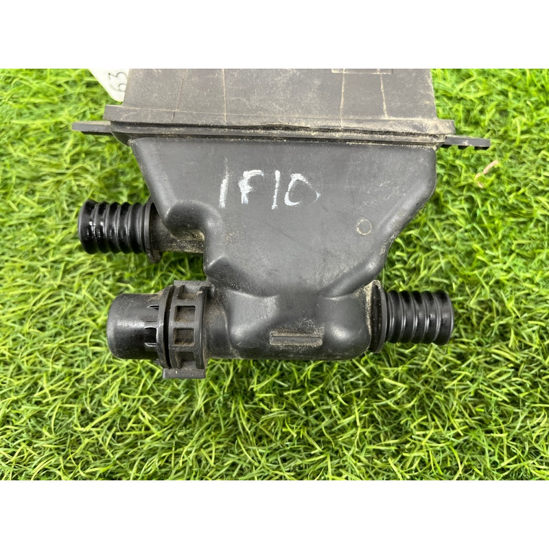 Бачок расширительный (система охлаждения) BMW 5-series F10 2013 N63B44 17137632212