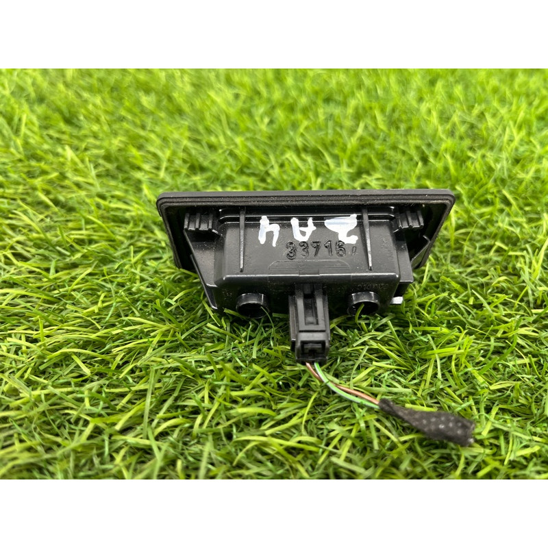 Плафон подсветки номера (оптика) AUDI A4 B9 2017 2.0L 4G0943021