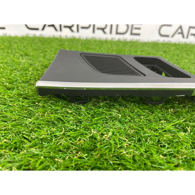 Декоративна накладка карти дверей (салон) Audi A5 F5 2019 2.0 TFSI 8W0959523C6PS