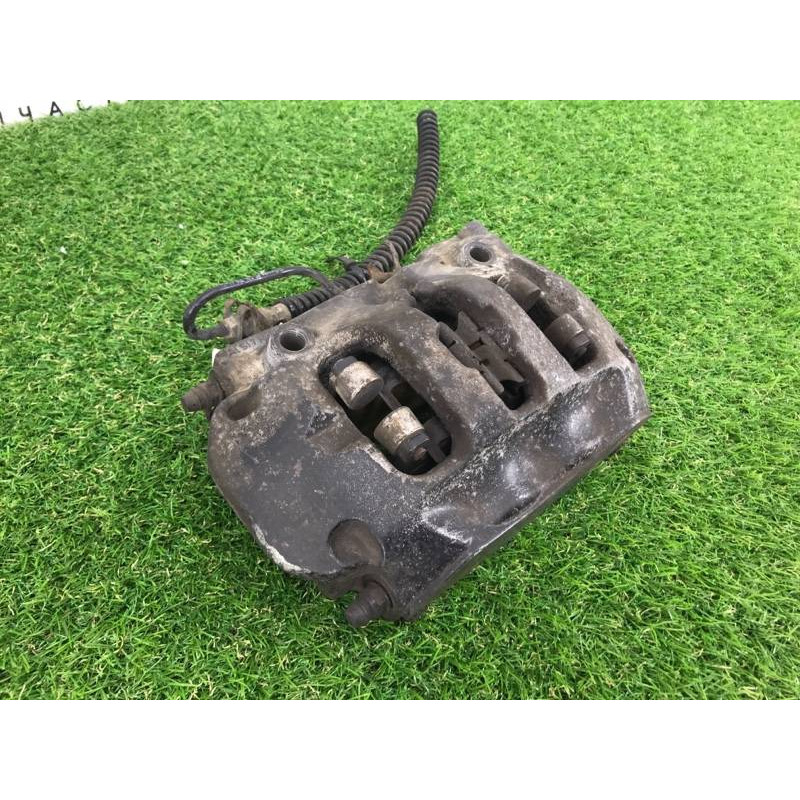 Гальмівний супорт (гальмівна система) Volkswagen Touareg II NF 2013 3.0 TDI 7P6615424D