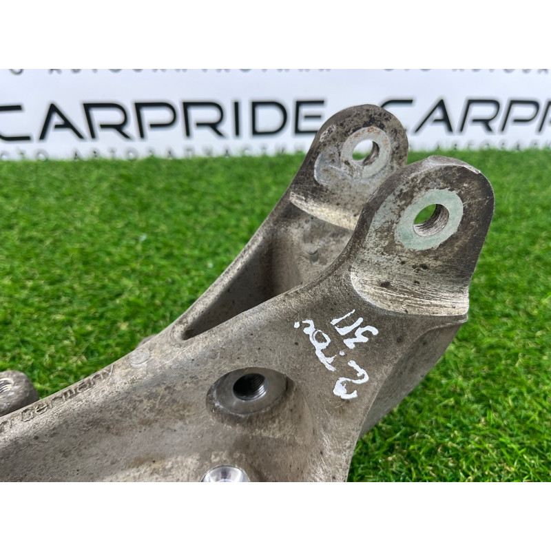 Цапфа подвески (подвеска) Volkswagen Touareg II NF 2013 3.0 TDI 7P0505436B