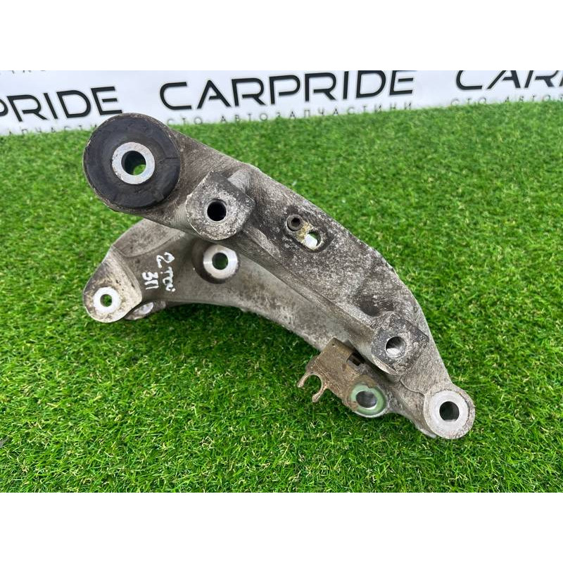 Цапфа подвески (подвеска) Volkswagen Touareg II NF 2013 3.0 TDI 7P0505436B