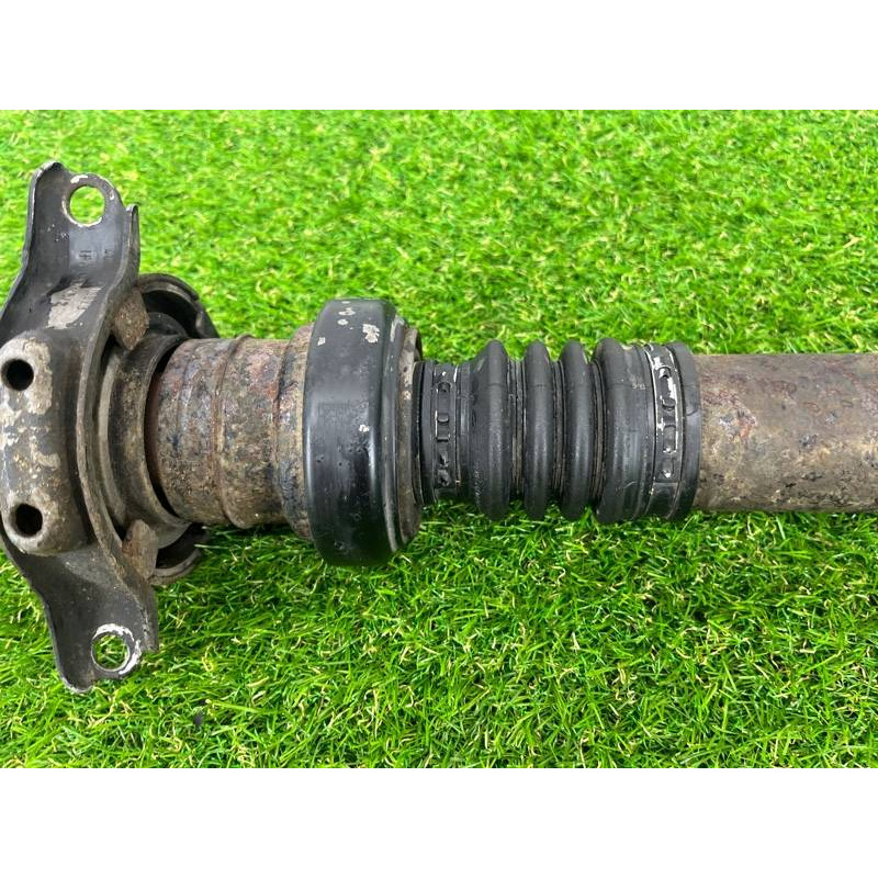 Карданный вал (трансмиссия) Volkswagen Touareg II NF 2013 3.0 TDI 7P0521102R