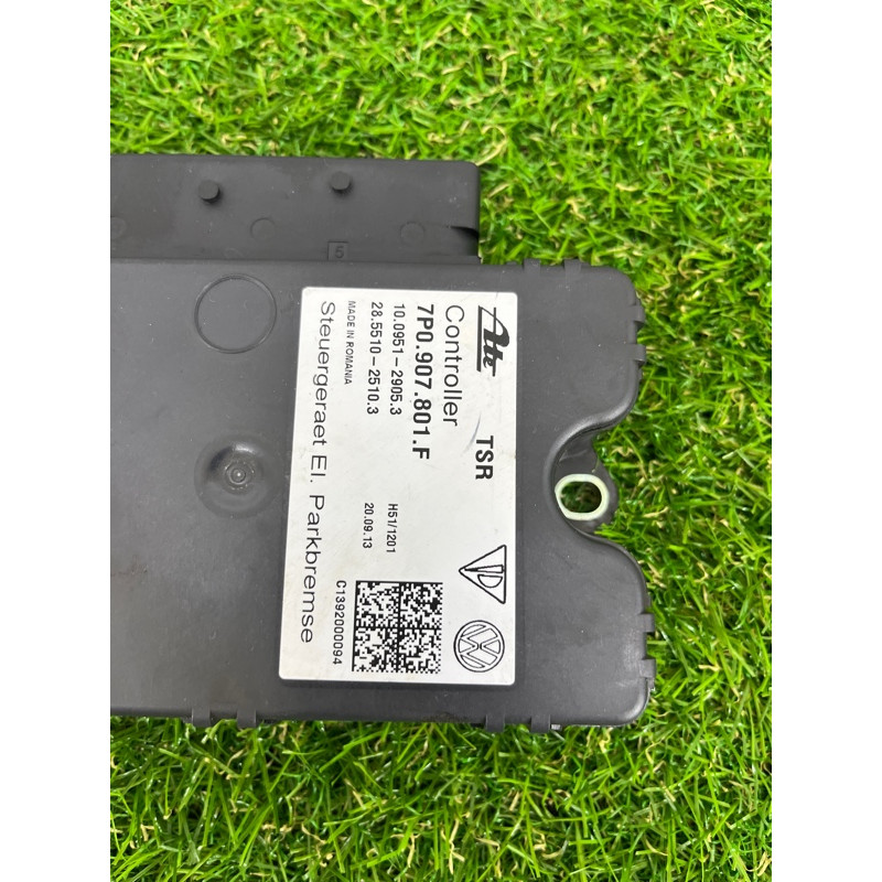 Блок управления стояночным тормозом (электрика / блоки управления) Volkswagen Touareg II NF 2013 3.0 TDI 7P0907801F