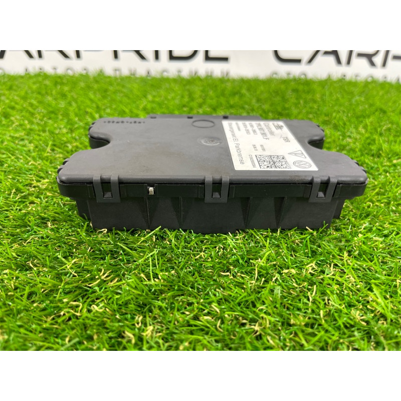 Блок управления стояночным тормозом (электрика / блоки управления) Volkswagen Touareg II NF 2013 3.0 TDI 7P0907801F