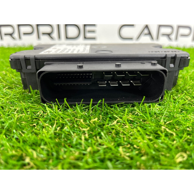 Блок управления стояночным тормозом (электрика / блоки управления) Volkswagen Touareg II NF 2013 3.0 TDI 7P0907801F