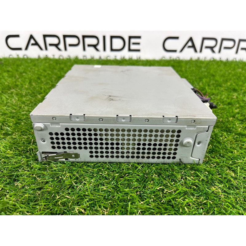 Блок радиоприемника (электрика / блоки управления) Volkswagen Touareg II NF 2013 3.0 TDI 4G0035061J