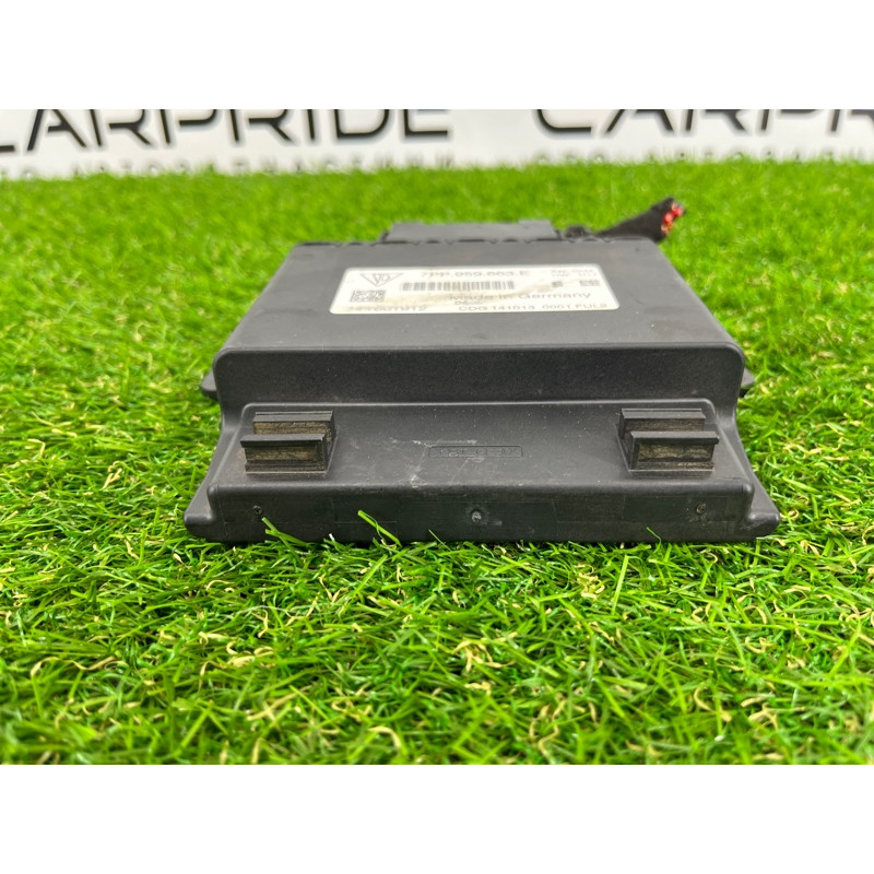 Стабилизатор напряжения (электрика / блоки управления) Volkswagen Touareg II NF 2013 3.0 TDI 7PP959663E