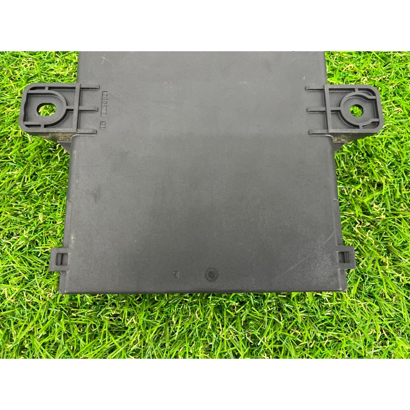 Стабилизатор напряжения (электрика / блоки управления) Volkswagen Touareg II NF 2013 3.0 TDI 7PP959663E