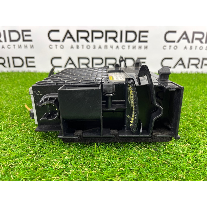 Магнитофон (электрика) Volkswagen Touareg II NF 2013 3.0 TDI 7P6035670E