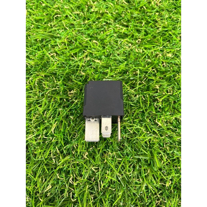 Реле (электрика) Volkswagen Touareg II NF 2013 3.0 TDI 7M0951253A