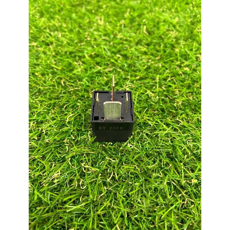 Реле (электрика) Volkswagen Touareg II NF 2013 3.0 TDI 7M0951253A