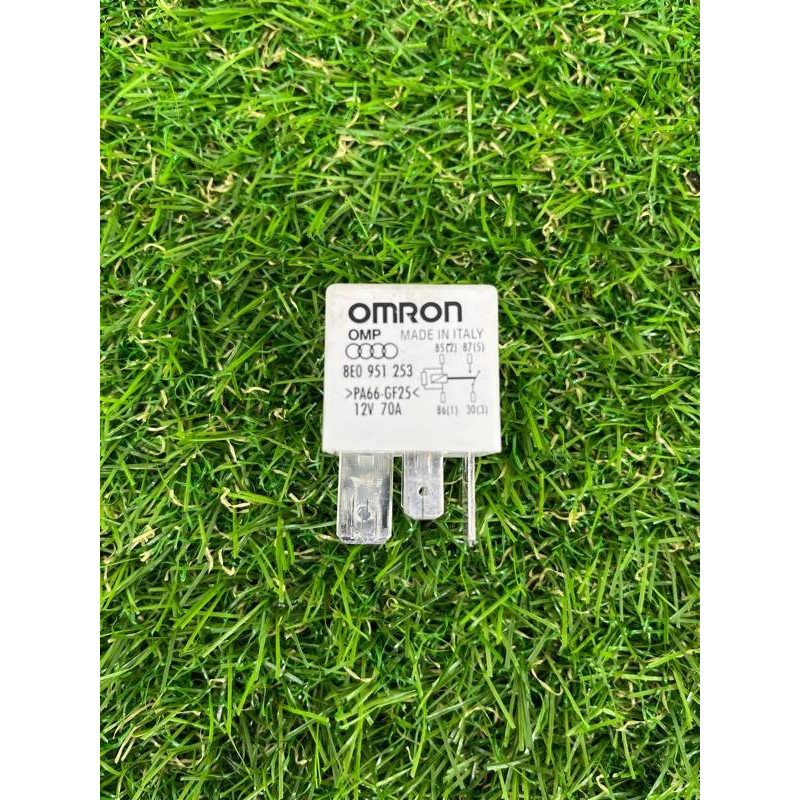 Реле (электрика) Volkswagen Touareg II NF 2013 3.0 TDI 8E0951253