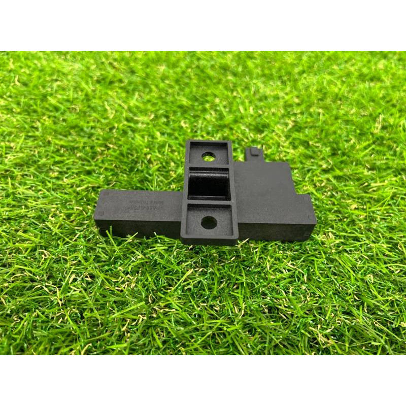 Антенна бесключевого доступа (электрика) Volkswagen Touareg II NF 2013 3.0 TDI 8K0907247