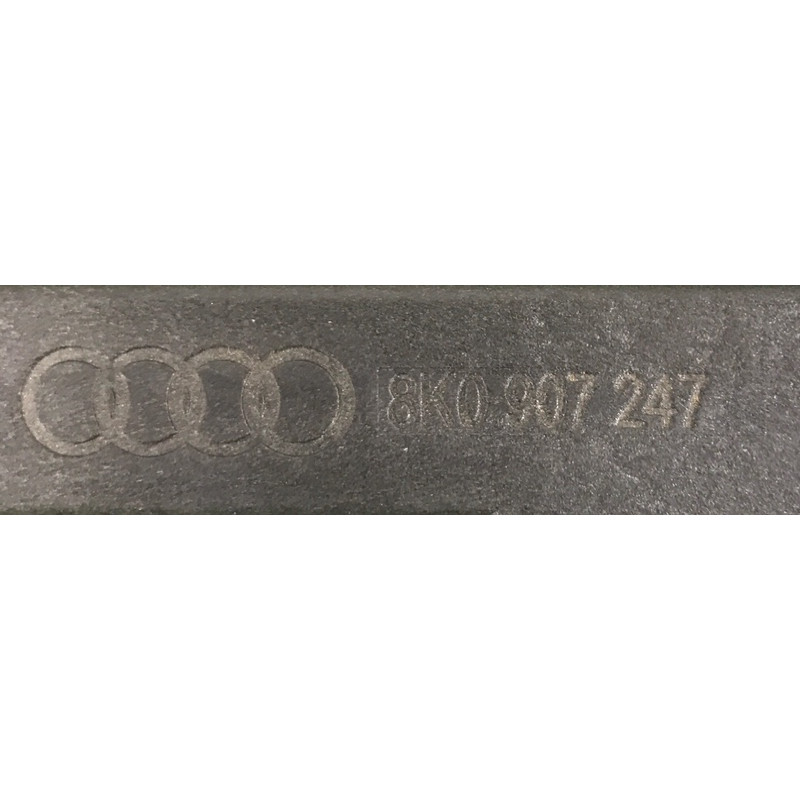 Антенна бесключевого доступа (электрика) Volkswagen Touareg II NF 2013 3.0 TDI 8K0907247