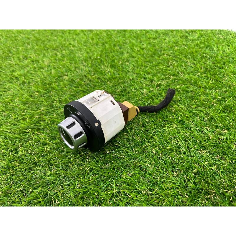 Кнопка переключатель режимов АКП (электрика / кнопки) Volkswagen Touareg II NF 2013 3.0 TDI 7P6941435D