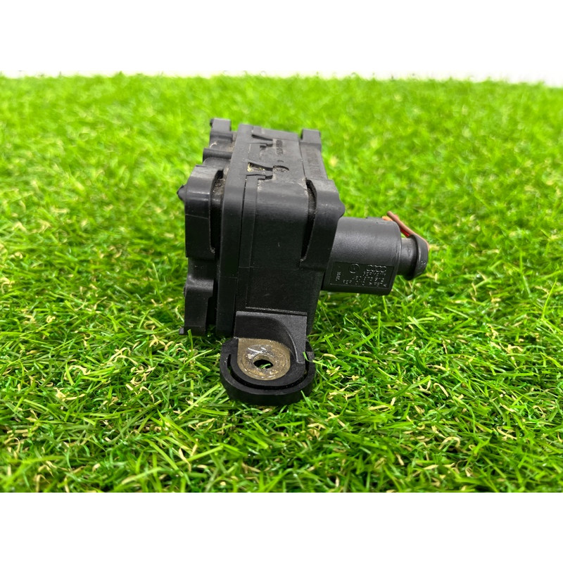 Датчик поперечного ускорения (ESP) (электрика / датчики) Volkswagen Touareg II NF 2013 3.0 TDI 7P0907652